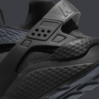 Nike Air Huarache ââHave You Hugged Your Foot Today?ââ - DJ6890-001 | Sneaker Style