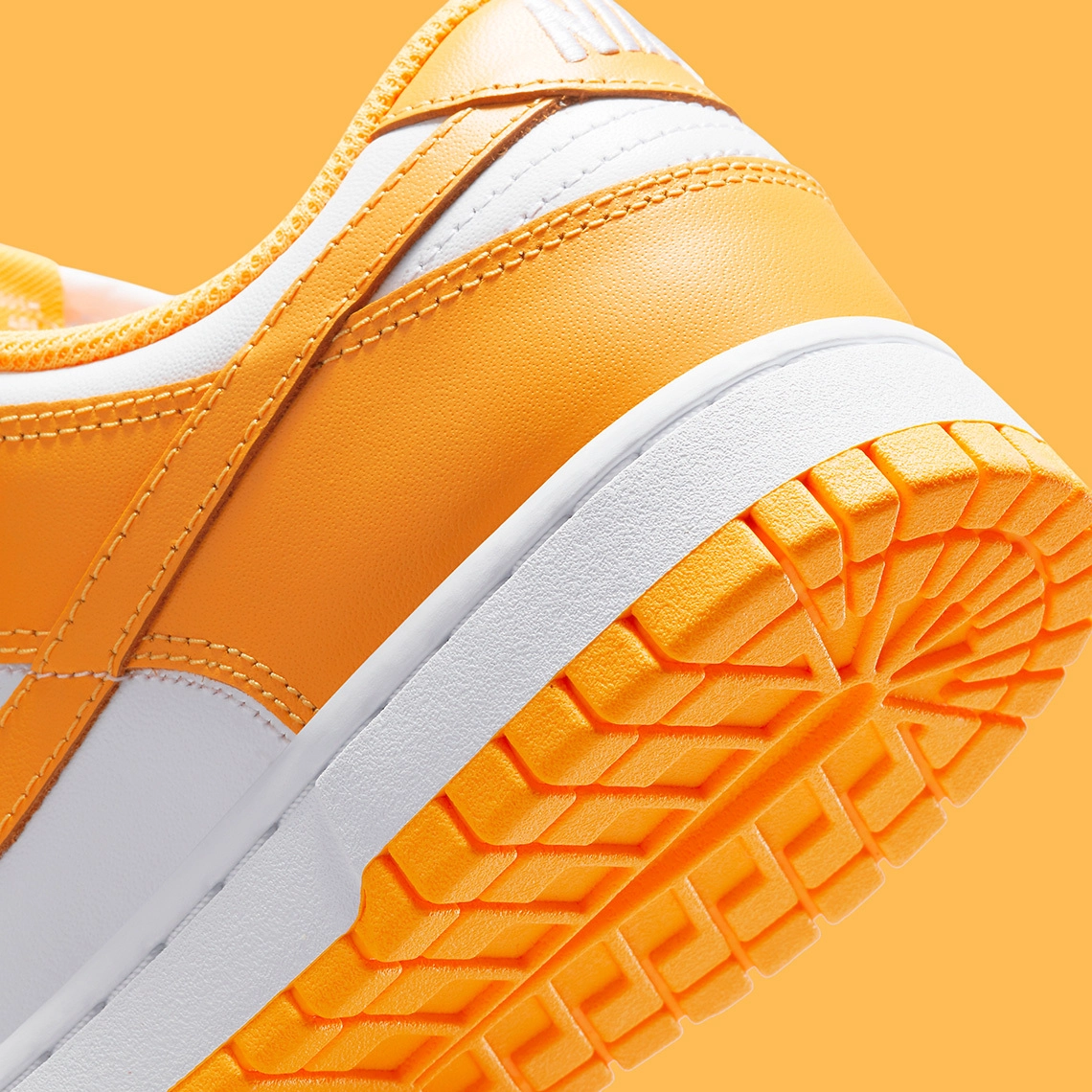 Nike Dunk Low WMNS ‘’Laser Orange’’ - DD1503-800