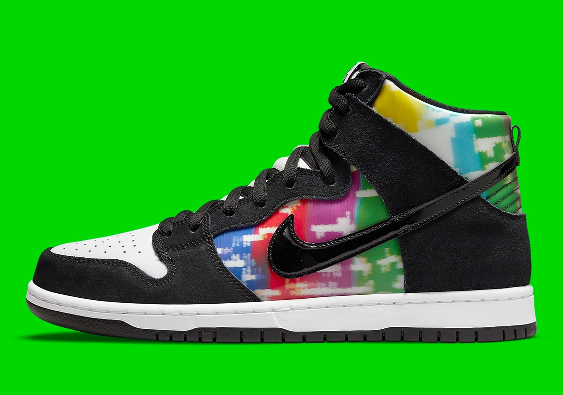 Nike SB Dunk High ‘’TV Signal’’ - CZ2253-100