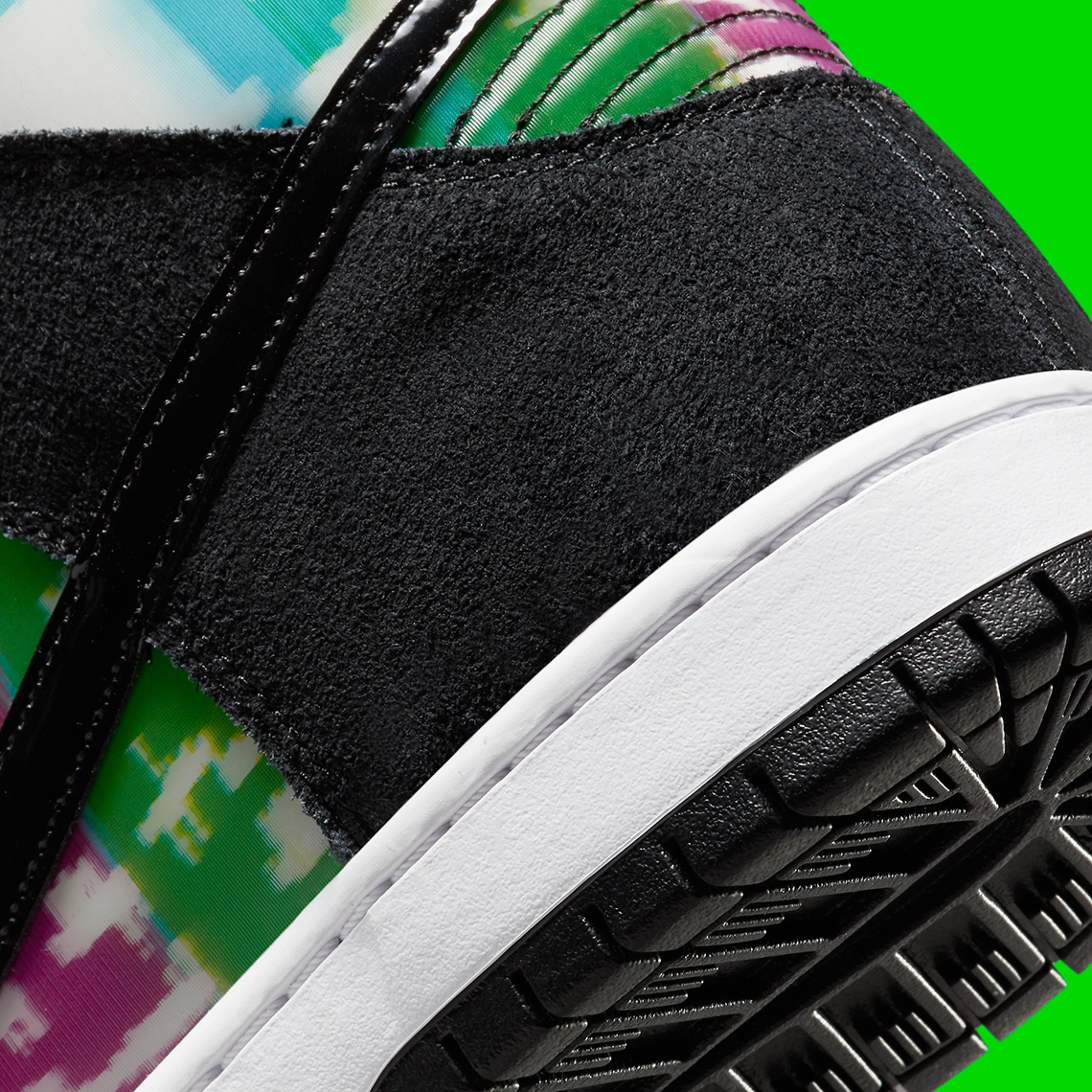 Nike SB Dunk High ‘’TV Signal’’ - CZ2253-100