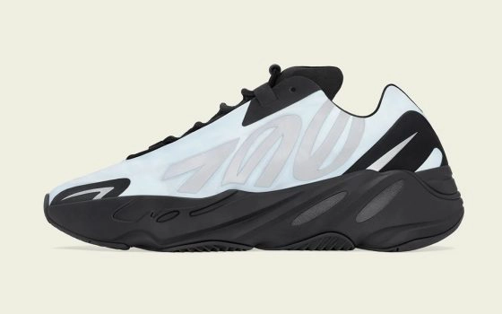 adidas Yeezy Boost 700 MNVN ‘’Blue Tint’’ - GZ0711