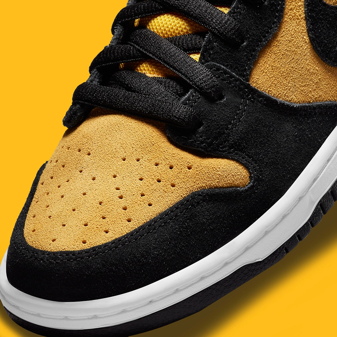 Nike SB Dunk High Pro ‘’Reverse Iowa’’ - DB1640-001