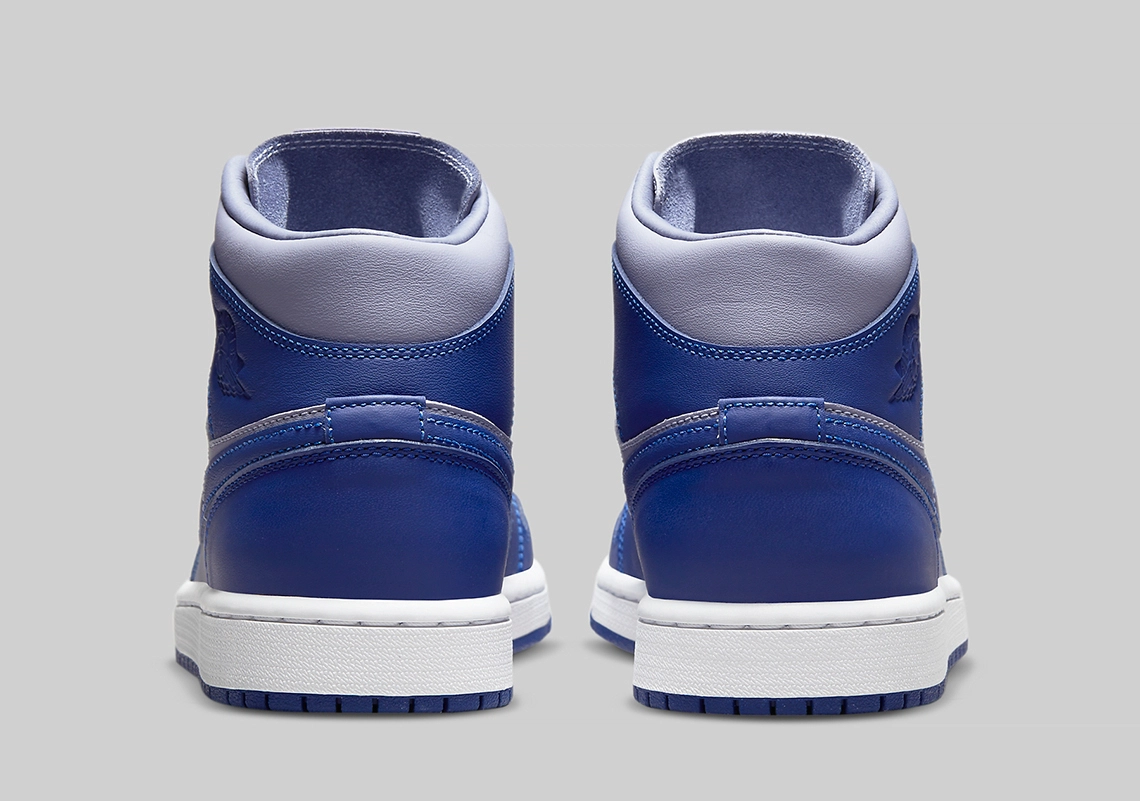Air Jordan 1 Mid SE ‘’Georgetown’’ - DH7821-500