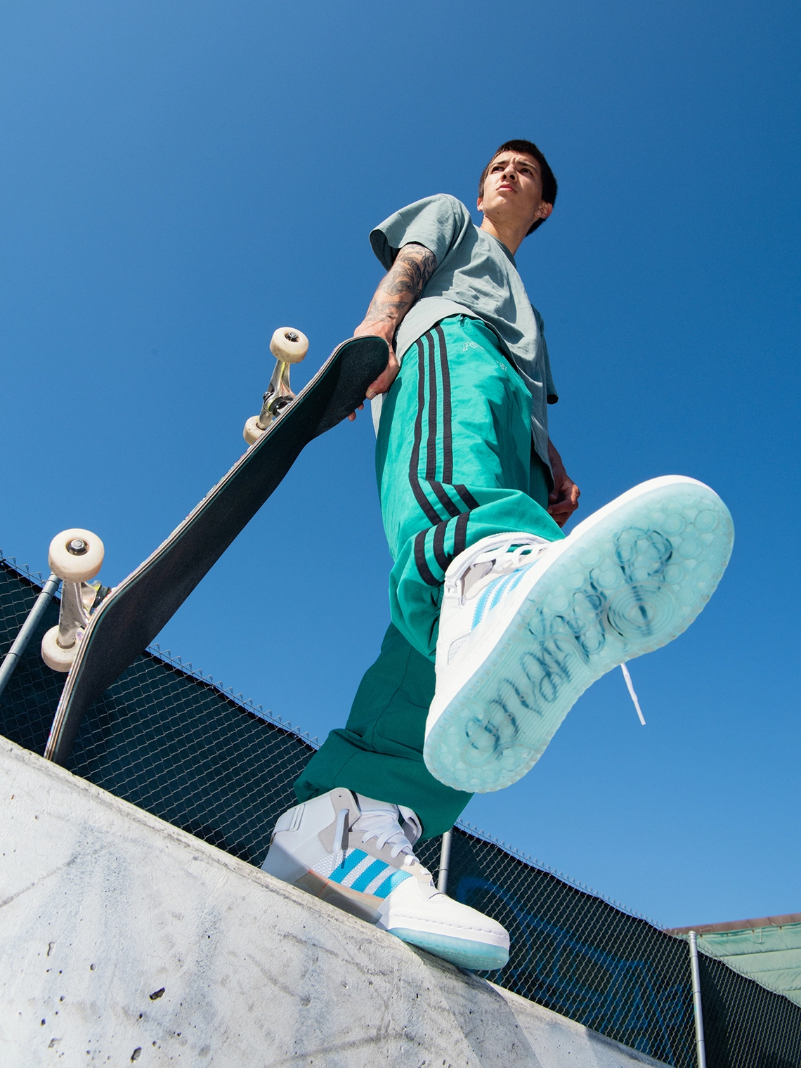 Diego Nájera x adidas Forum 84 Mid ADV - H01019