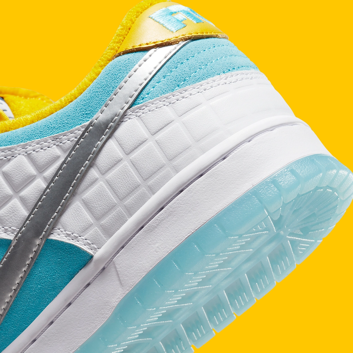 FTC x Nike SB Dunk Low Pro ‘’Lagoon Pulse’’ - DH7687-400