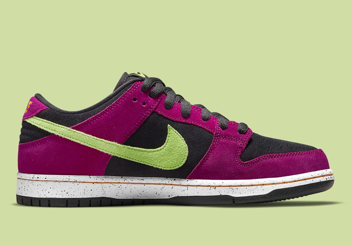 nike sb dunk low pro red plum & citron