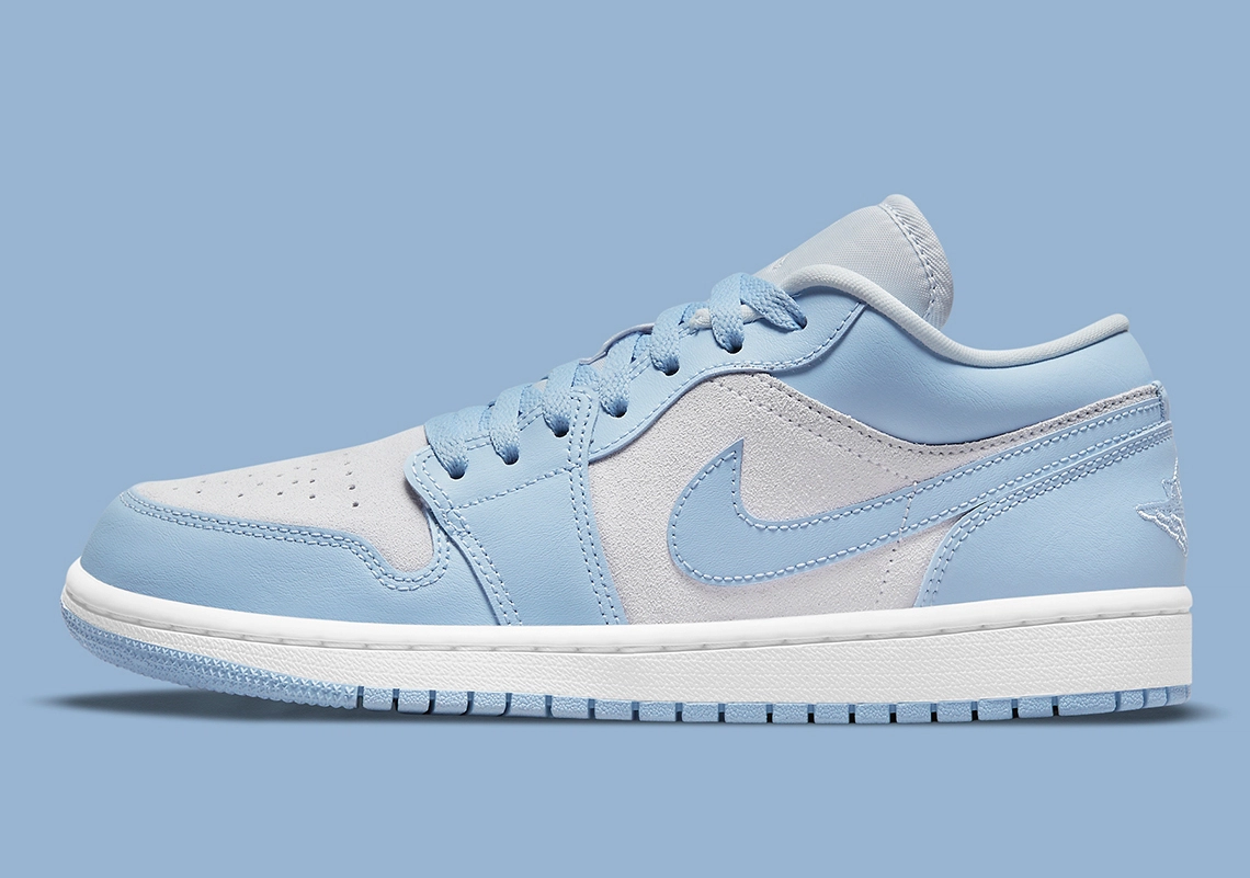 Air Jordan 1 Low WMNS ‘’University Blue’’ - DC0774-050