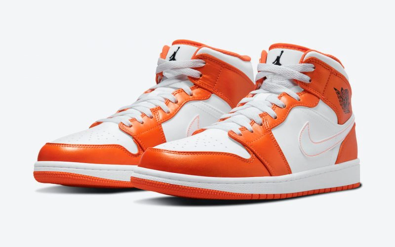 Air Jordan 1 Mid SE ‘’Electro Orange’’ - DM3531-800