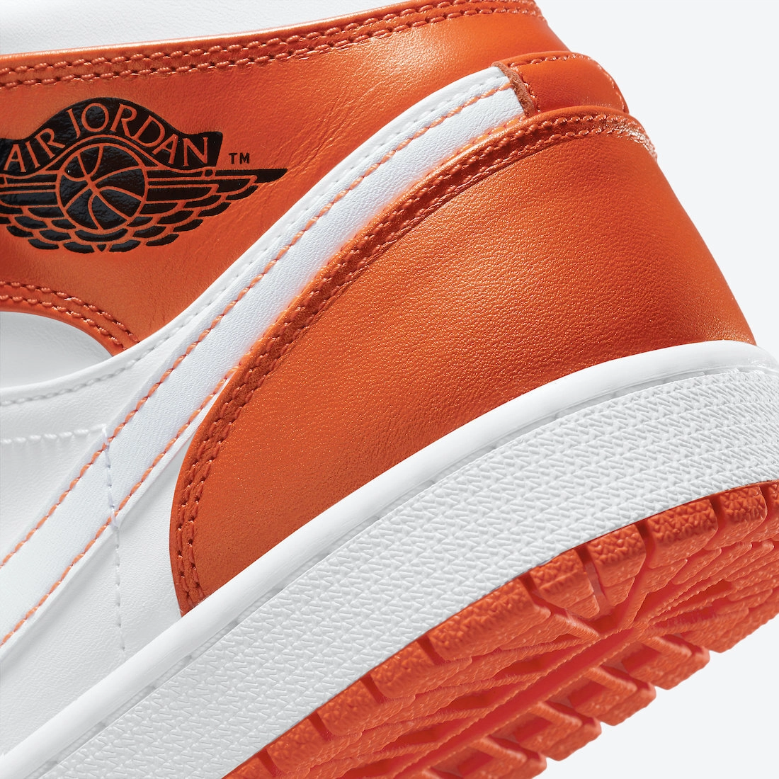Air Jordan 1 Mid SE ‘’Electro Orange’’ - DM3531-800