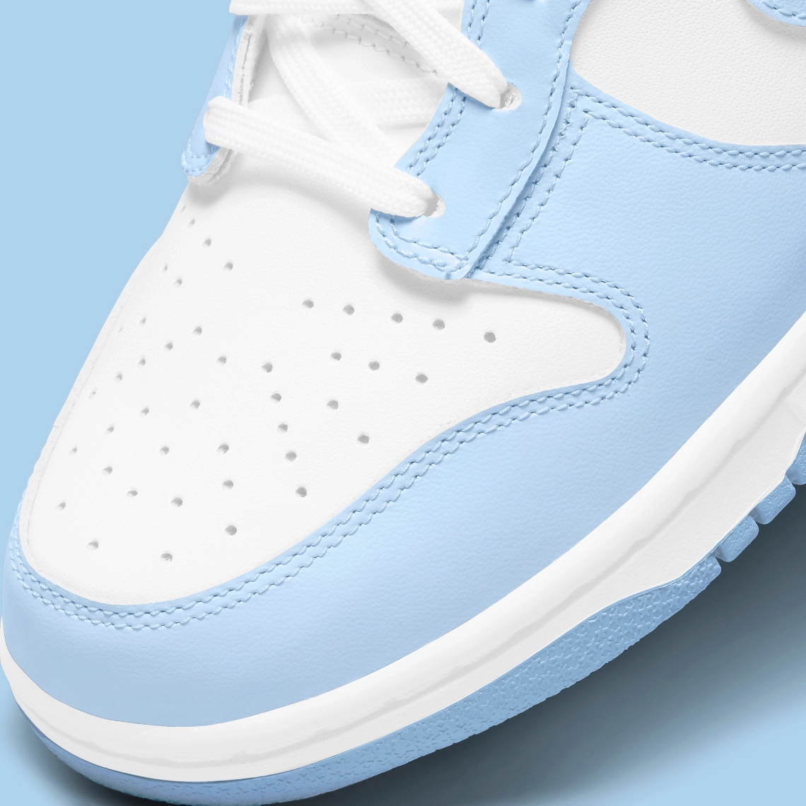 Nike Dunk High WMNS ‘’Aluminium’’ - DD1869-107