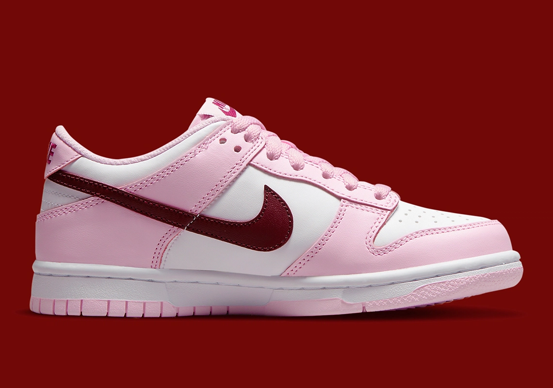 Nike Dunk Low GS ‘’Valentine’s Day’’ - CW1590-601