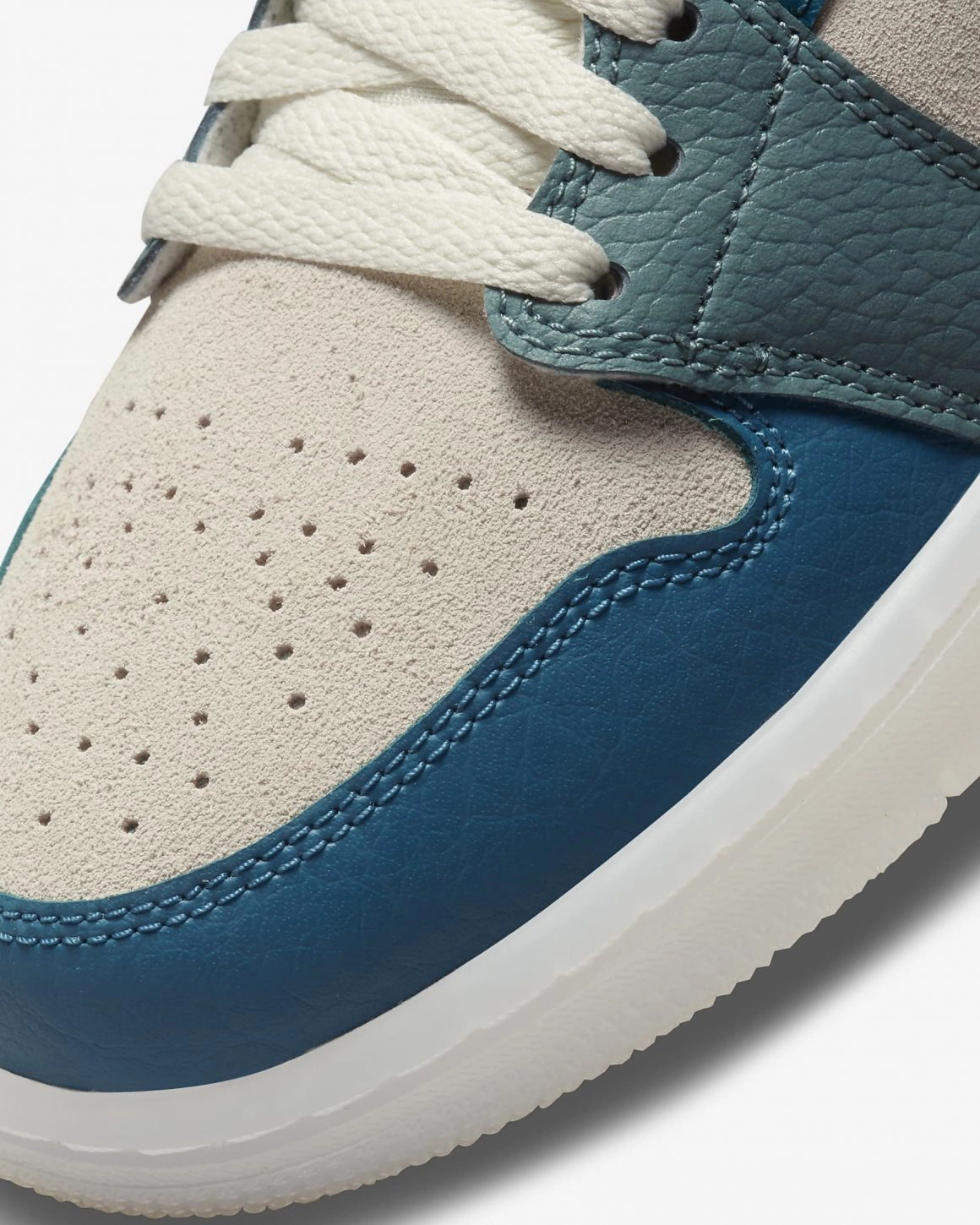 Air Jordan 1 Mid WMNS ‘’Anti-Gravity Machines’’ - DM9601-200