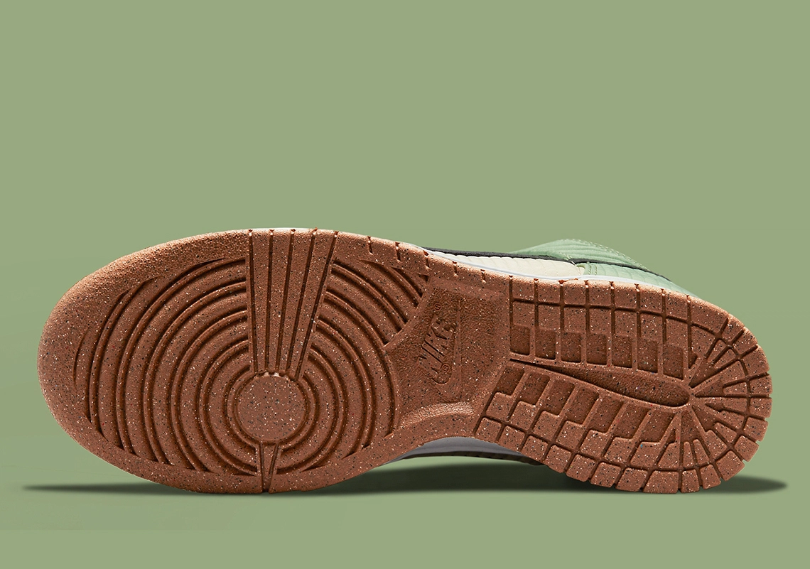 Nike Dunk High ‘’Next Nature’’/’’Summit White’’ - DN9909-100