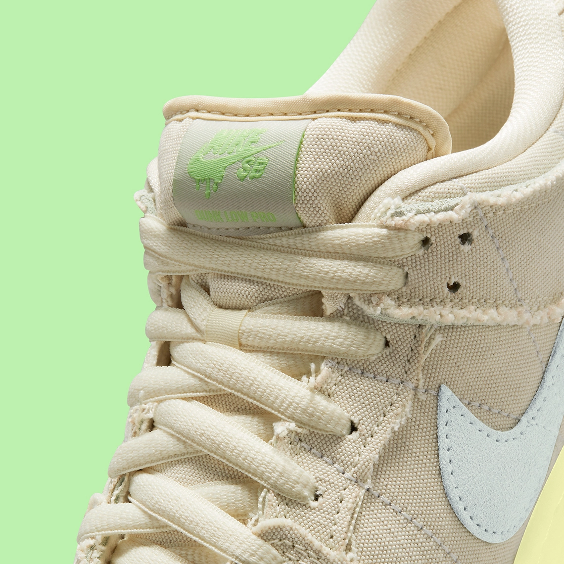 Nike SB Dunk Low ‘’Mummy’’ - DM0774-111