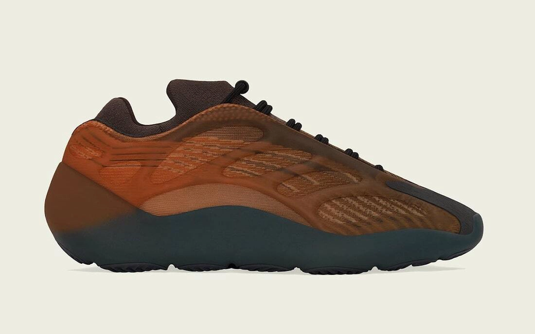 adidas Yeezy 700v3 "Copper Fade" - GY4109