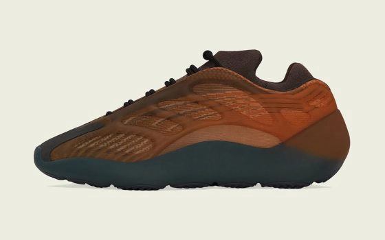 adidas Yeezy 700v3 "Copper Fade" - GY4109