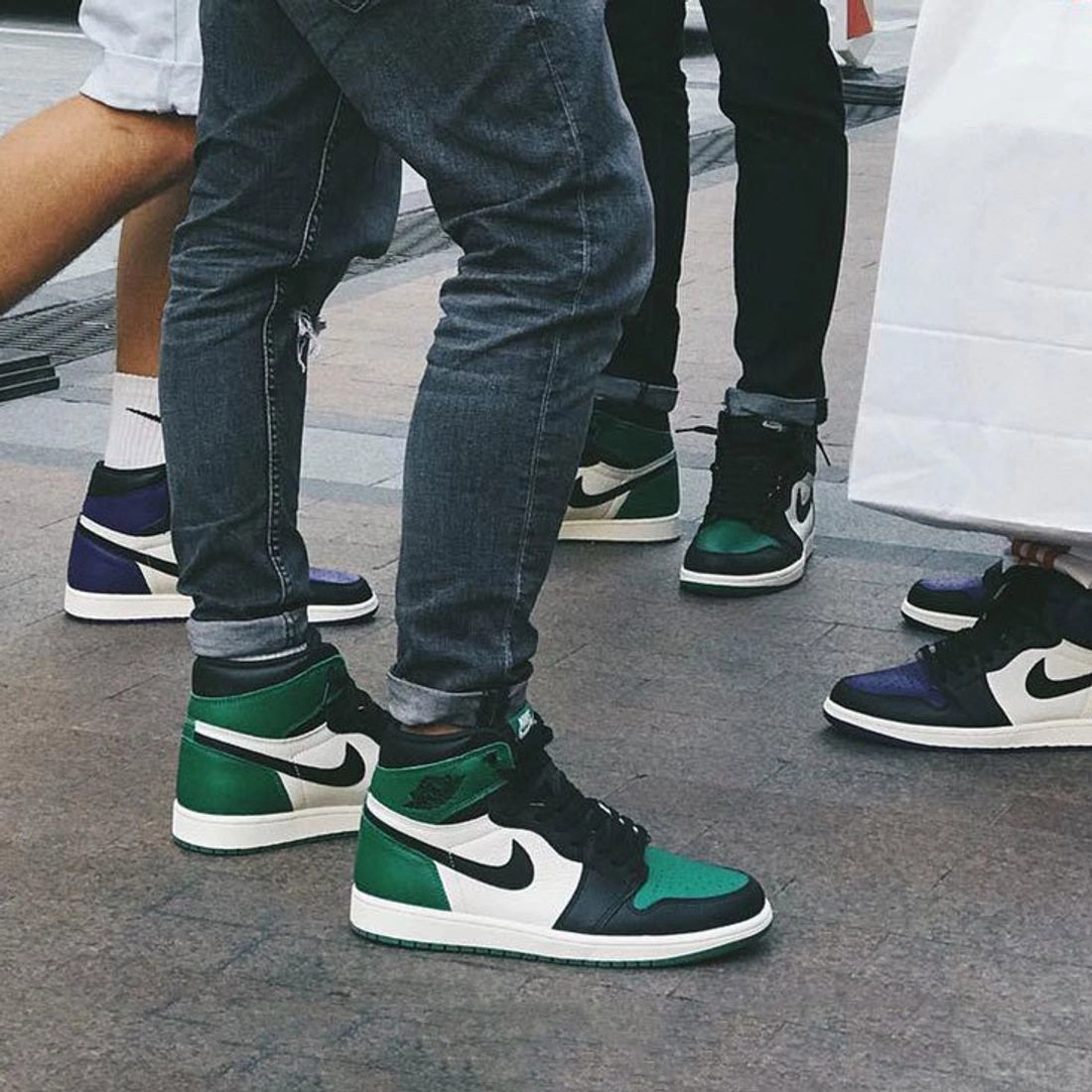Air Jordan 1 Retro High OG - Pine Green