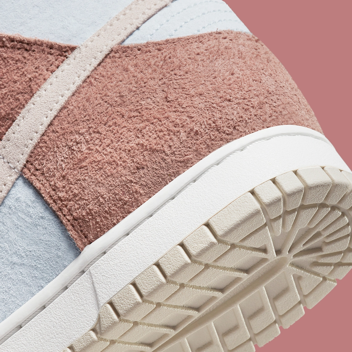Nike Dunk High ‘’Fossil Rose’’ - DH7576-400