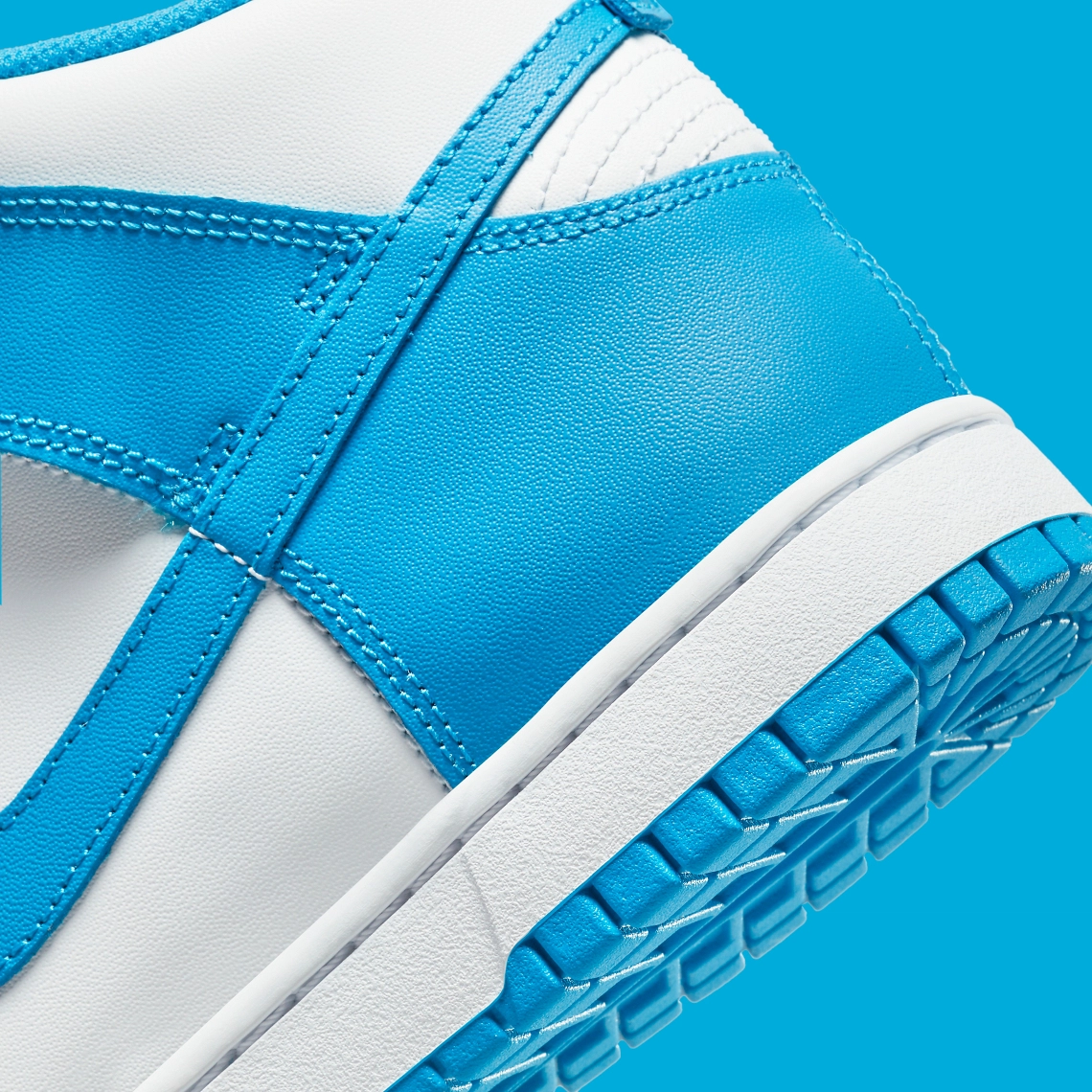 Nike Dunk High ‘’Laser Blue’’ - DD1399-400