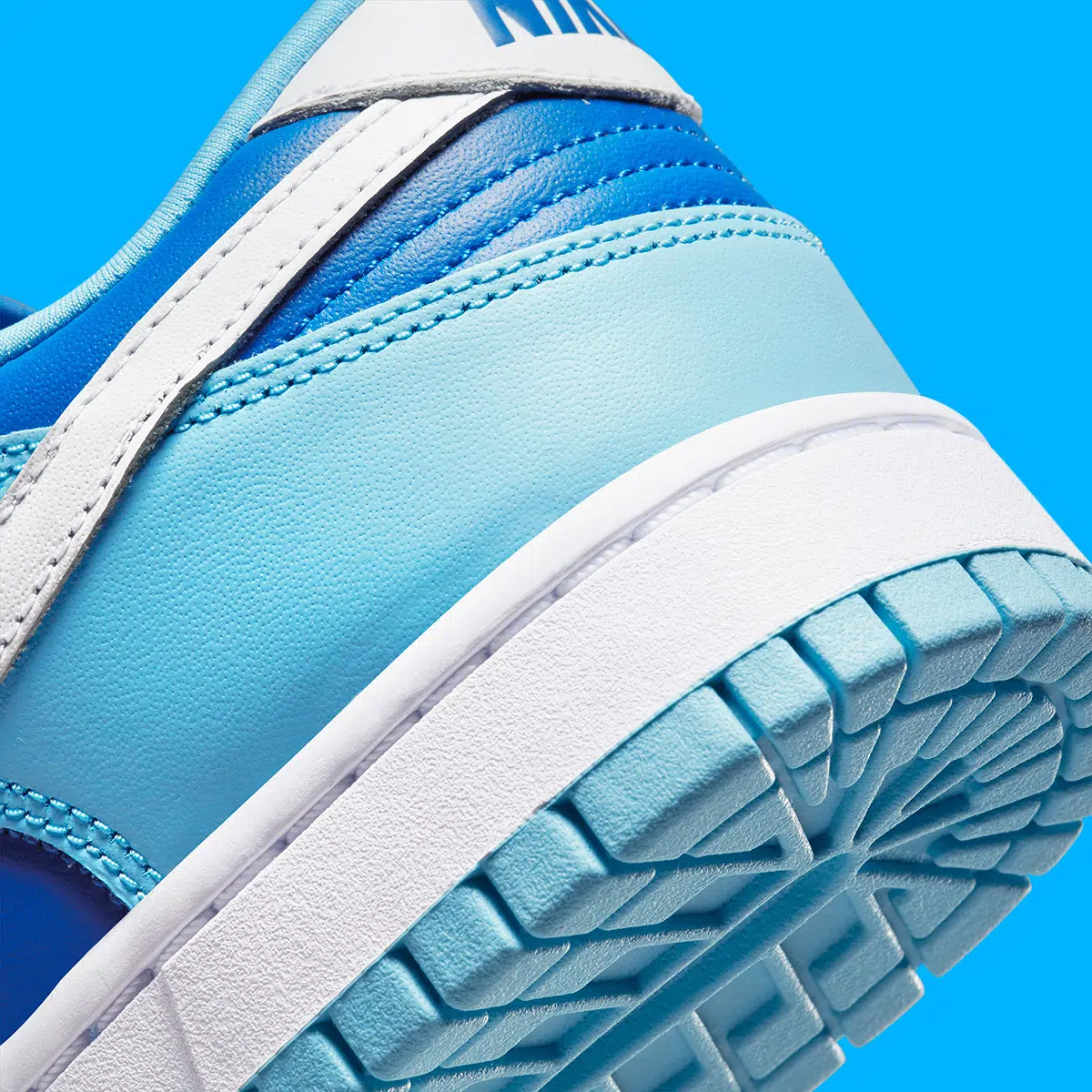 Nike Dunk Low ‘’Argon’’ - 2022 - DM0121-400