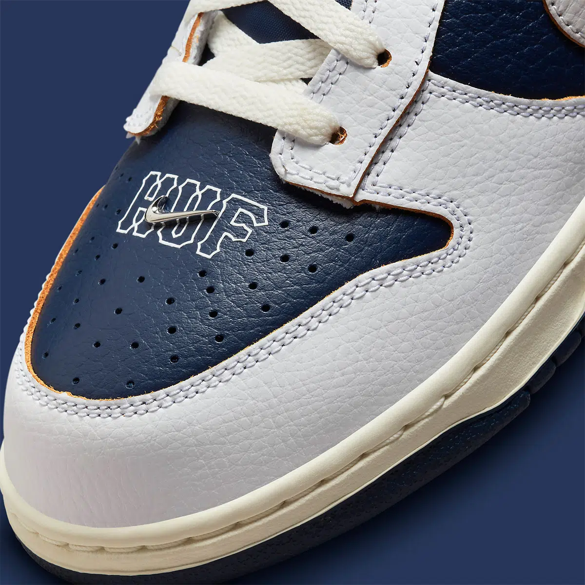 HUF x Nike SB Dunk Low ‘’New York City’’ - FD8775-100