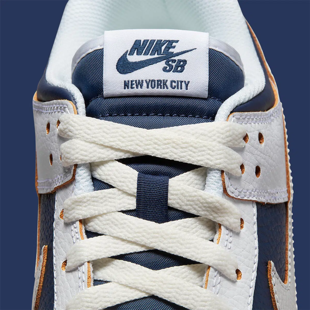 HUF x Nike SB Dunk Low ‘’New York City’’ - FD8775-100