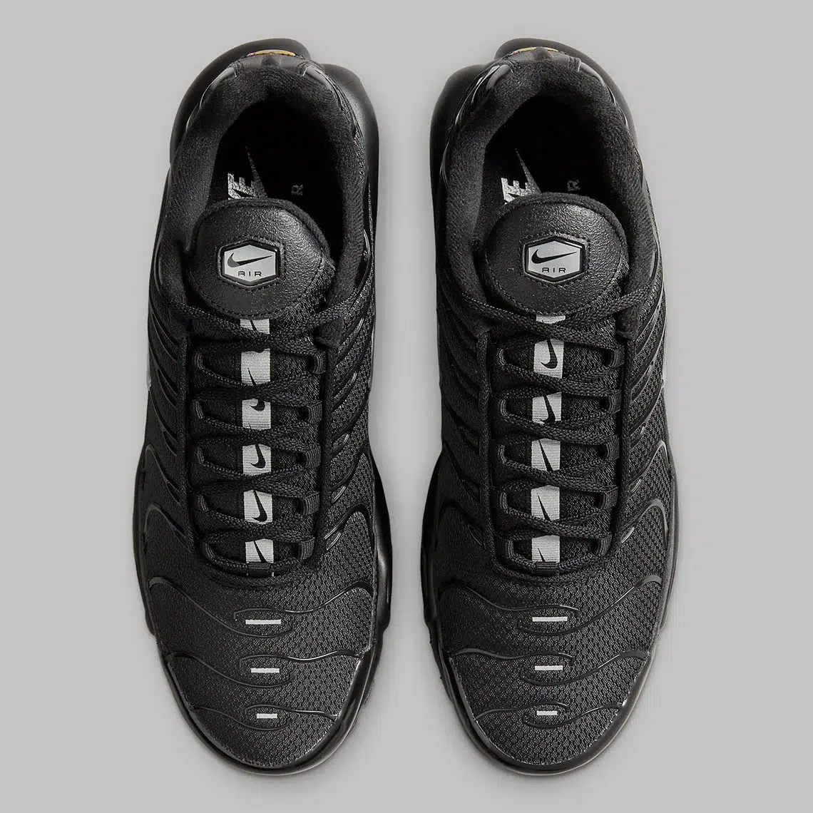 Air Max Plus ''Black/Metallic Silver'' - DX8971-001 | Sneaker