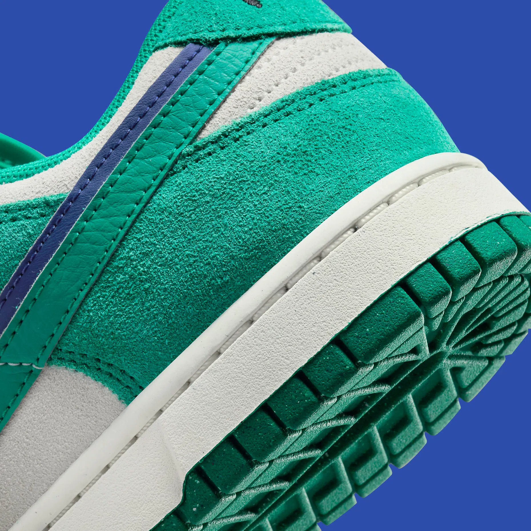 Nike Dunk Low SE 85 ‘’Neptune Green’’ - DO9457-101