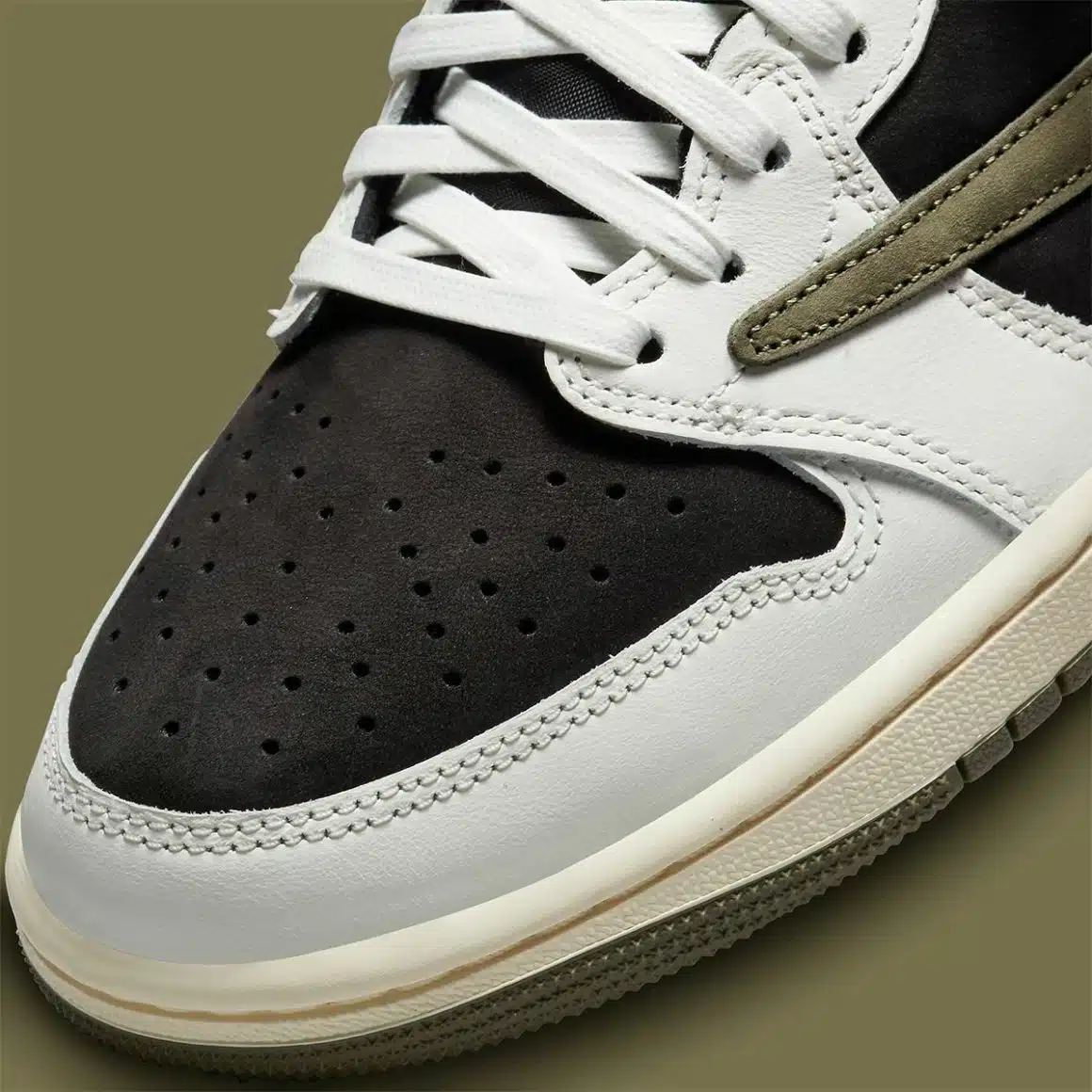 Travis Scott x Air Jordan 1 Low OG WMNS ‘’Olive’’ - DZ4137-106