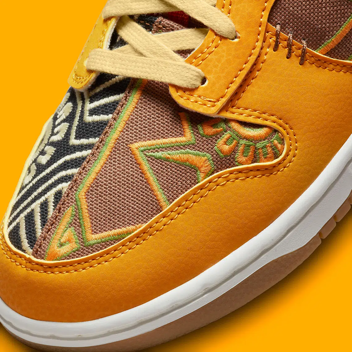 Nike Dunk High ‘’Somos Familia’’ - Día de Muertos - DZ5354-045