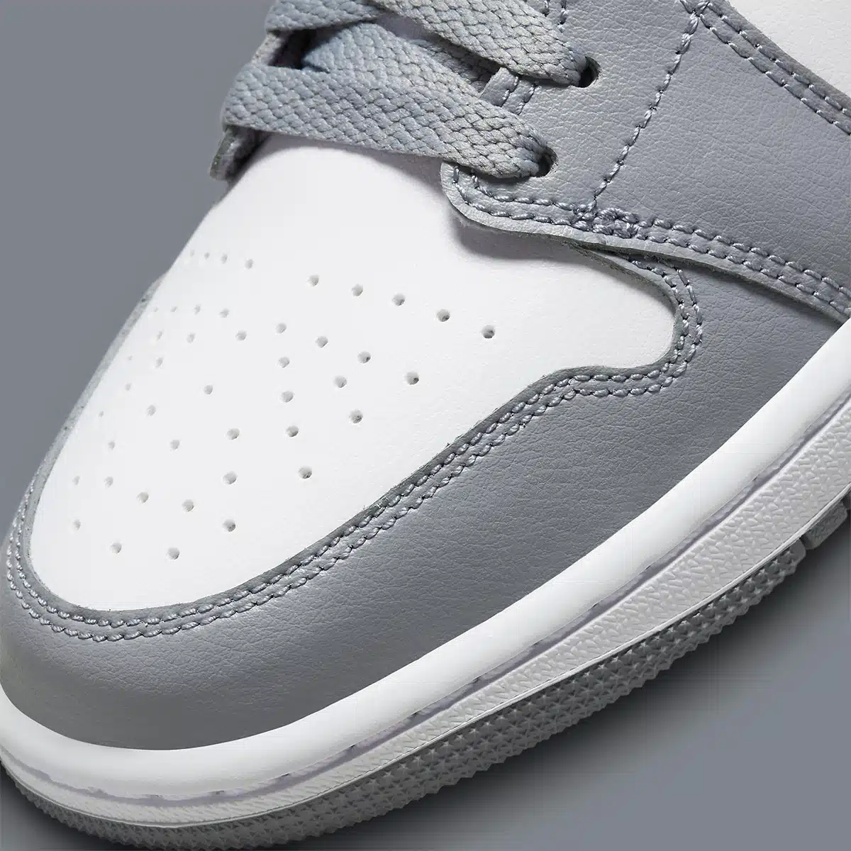 Air Jordan 1 Low WMNS ‘’Stealth/French Blue’’ - DC0774-042
