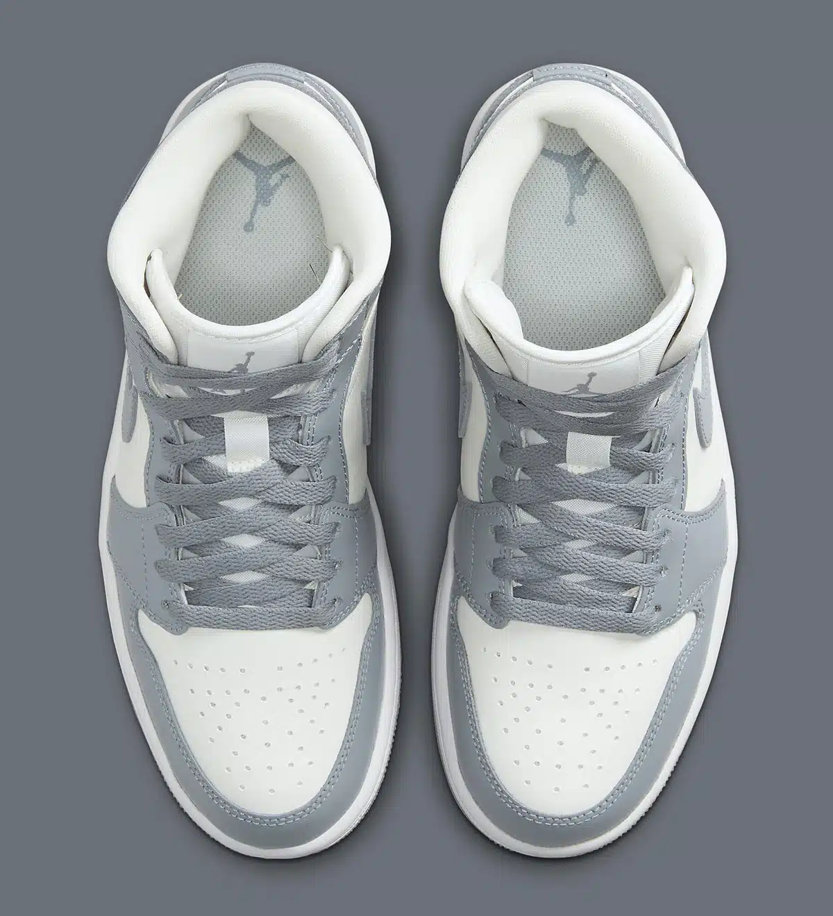 Air Jordan 1 Mid WMNS ‘’Stealth’’ - BQ6472-115