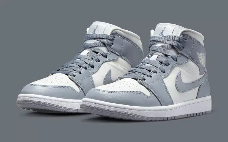 Air Jordan 1 Mid WMNS ‘’Stealth’’ - BQ6472-115