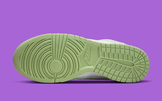 Nike Dunk Low SE WMNS ‘’Fleece Green’’ - DQ7579-300 | Sneaker Style