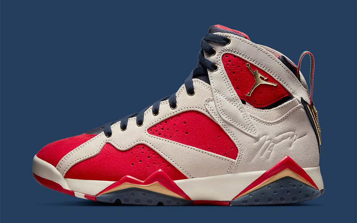 Trophy Room x Air Jordan 7 Retro SP ‘’True Red and Obsidian’’ - DM1195-474