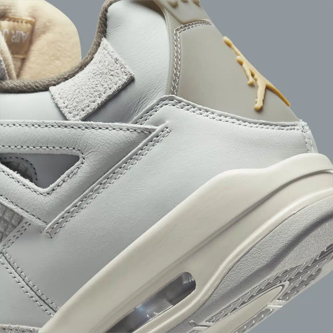 Air Jordan 4 SE Craft ‘’Photon Dust and Pale Vanilla’’ - DV3742-021