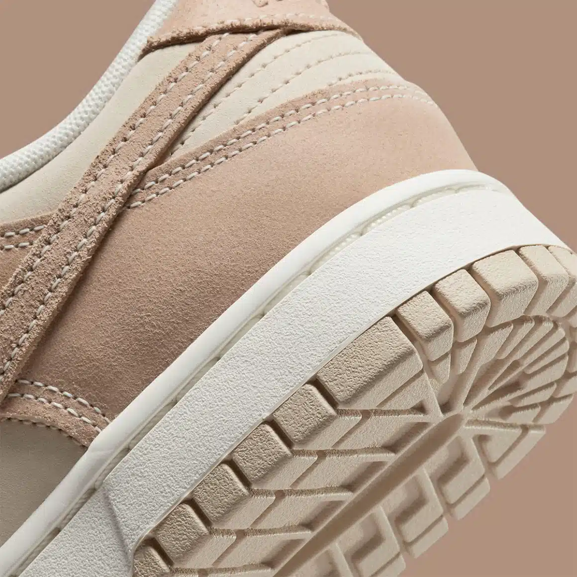 Nike Dunk Low WMNS ‘’Sanddrift’’ - FD0873-126