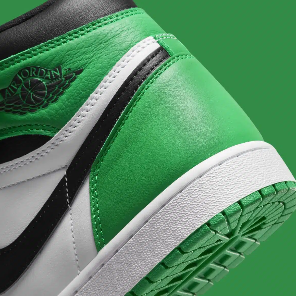 Air Jordan 1 Retro High OG ‘’Lucky Green’’ - DZ5485-031