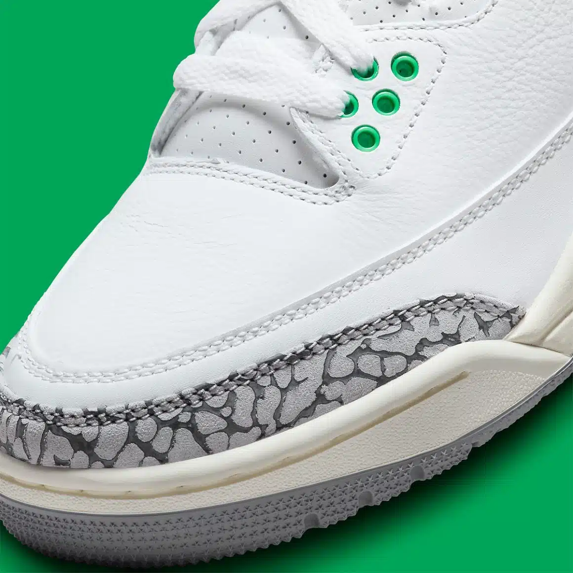 Air Jordan 3 WMNS ‘’Lucky Green’’ - CK9646-136