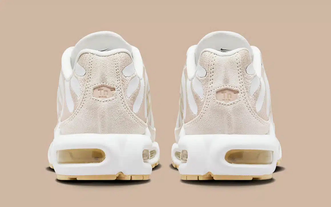 Nike Air Max Plus PRM ‘’Pale Vanilla’’ - DZ2832-101