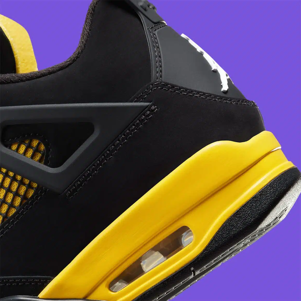 Air Jordan 4 Retro ‘’Thunder’’ - DH6927-017