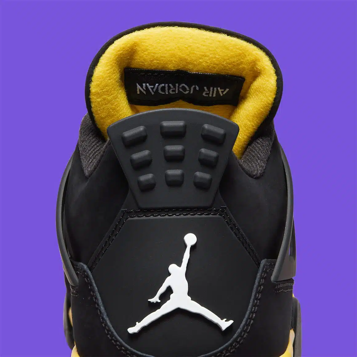 Air Jordan 4 Retro ‘’Thunder’’ - DH6927-017