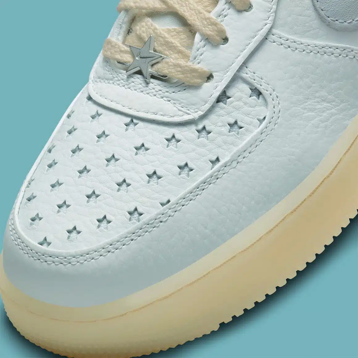 Nike Air Force 1 Low WMNS ‘’White and Pure Platinum’’ - FD0793-100