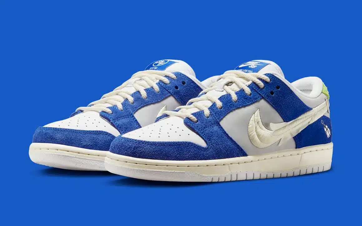 Fly Streetwear x Nike SB Dunk Low - DQ5130-400