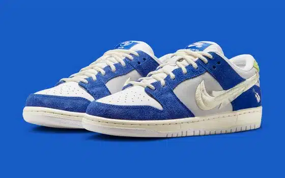 Fly Streetwear x Nike SB Dunk Low - DQ5130-400