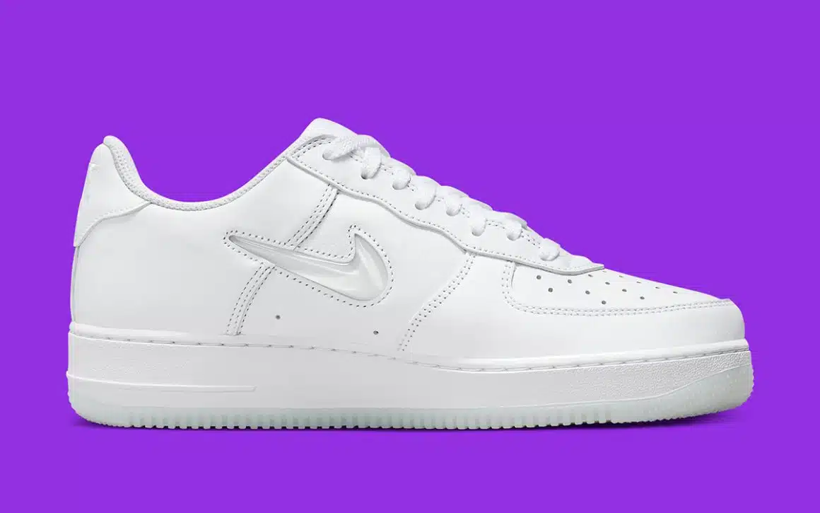 Nike Air Force 1 Low ‘’Color of the Month’’ - White Jewel - FN5924-100