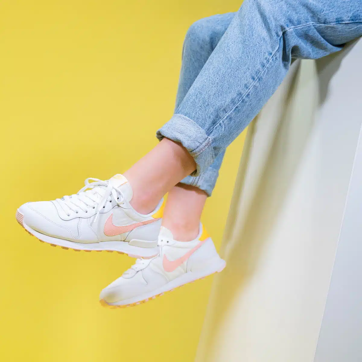 Nike Internationalist ‘’White/Orange Pearl’’