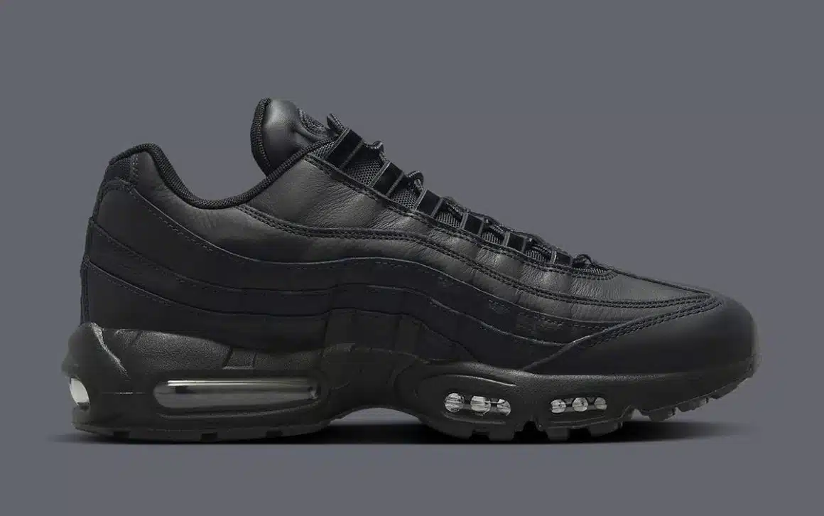 Nike Air Max 95 Jewel ‘’Triple Black’’ - FN7273-001
