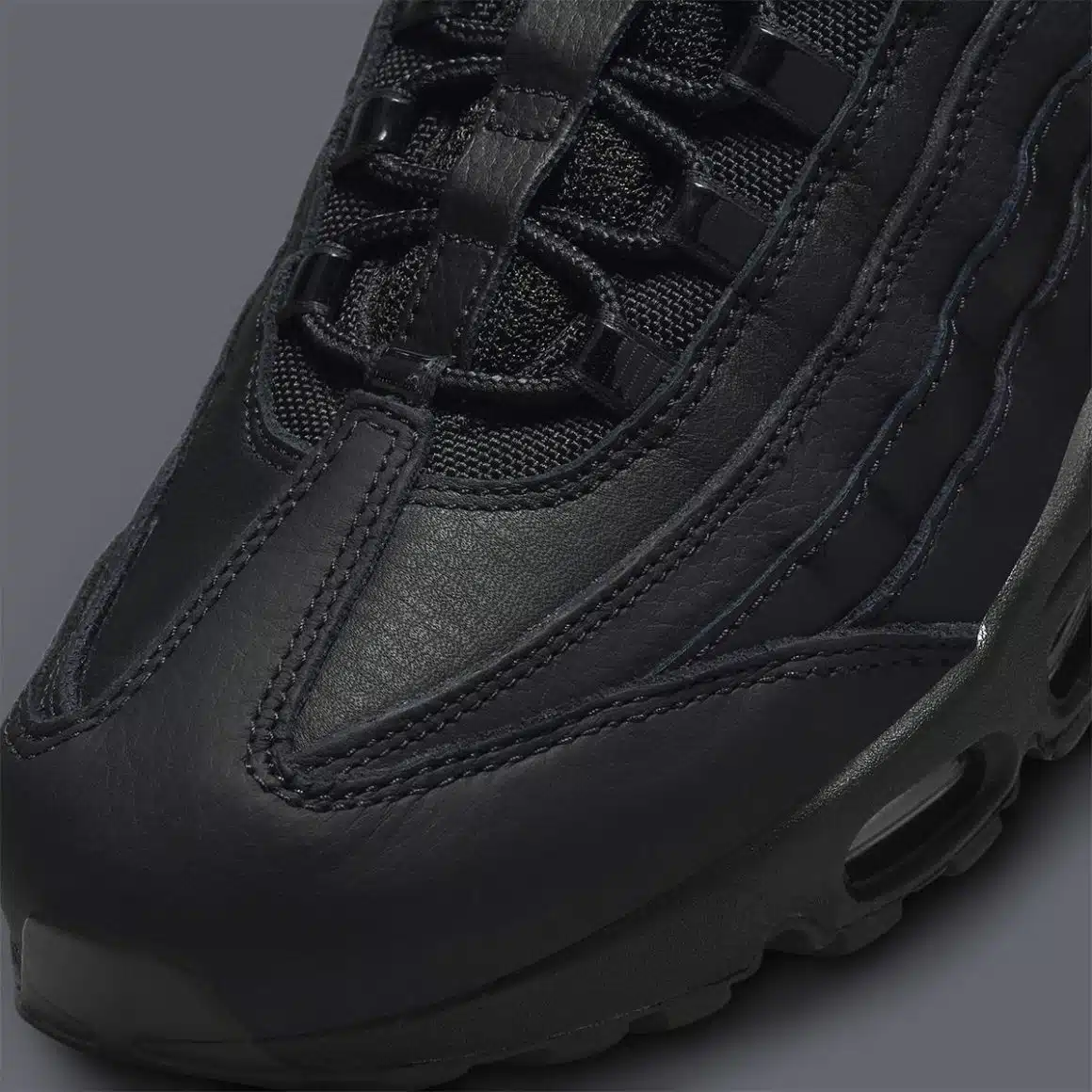 Nike Air Max 95 Jewel ‘’Triple Black’’ - FN7273-001