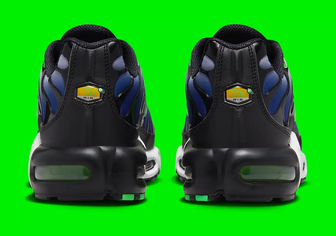 Nike Air Max Plus ‘’Icons’’ - ‘’Scream Green’’ - DX4326-001